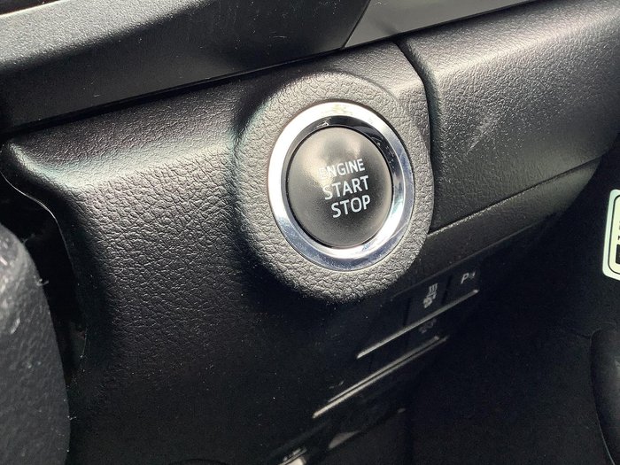2021 Toyota Hilux SR5