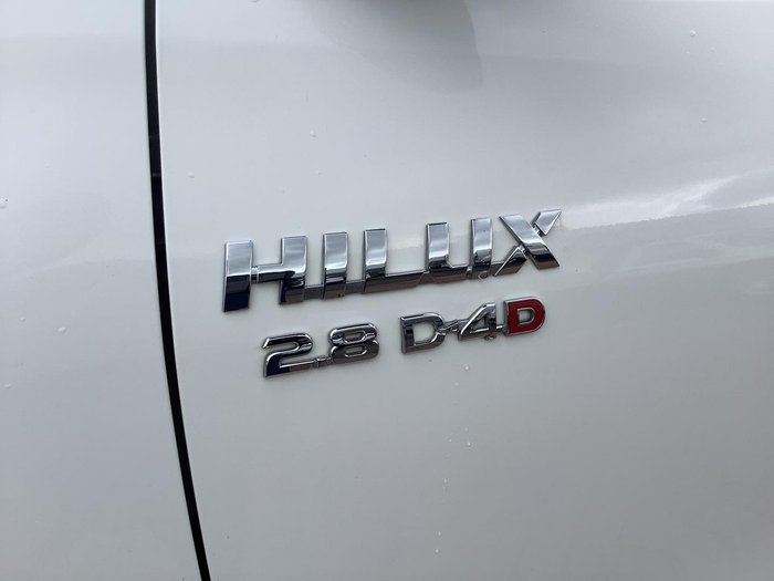 2021 Toyota Hilux SR5