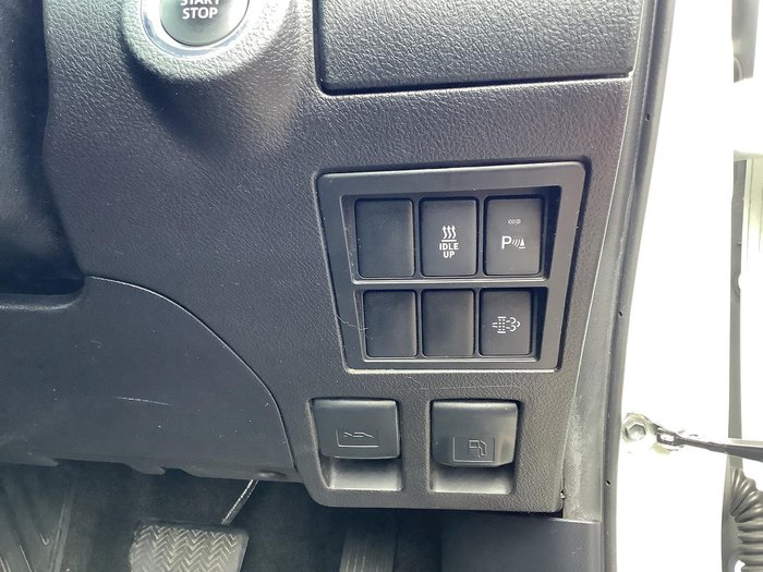 2021 Toyota Hilux SR5