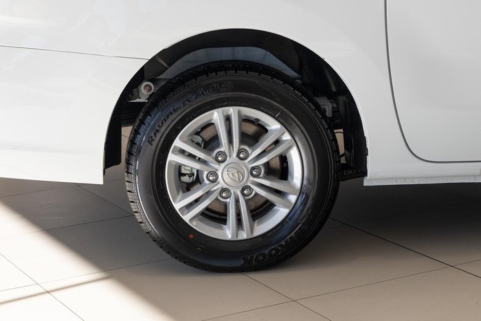 2025 LDV G10