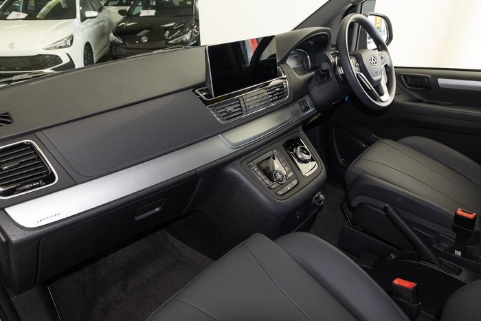 2025 LDV G10
