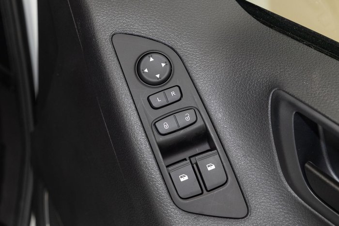 2025 LDV G10