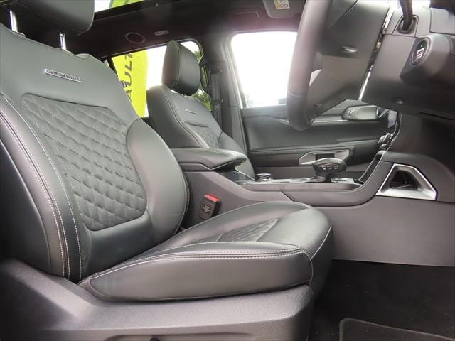2024 Ford Everest Platinum