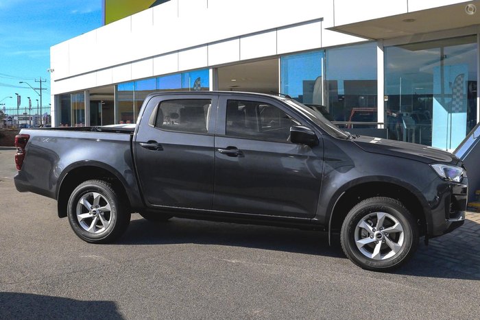 2025 Isuzu D-MAX LS-M