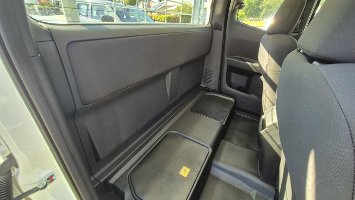 2025 Isuzu D-MAX SX