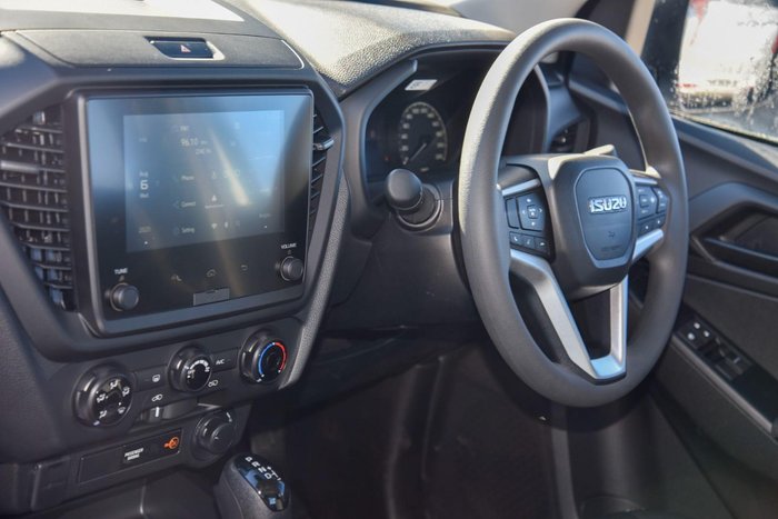 2025 Isuzu D-MAX SX