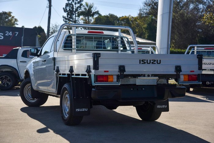 2025 Isuzu D-MAX SX