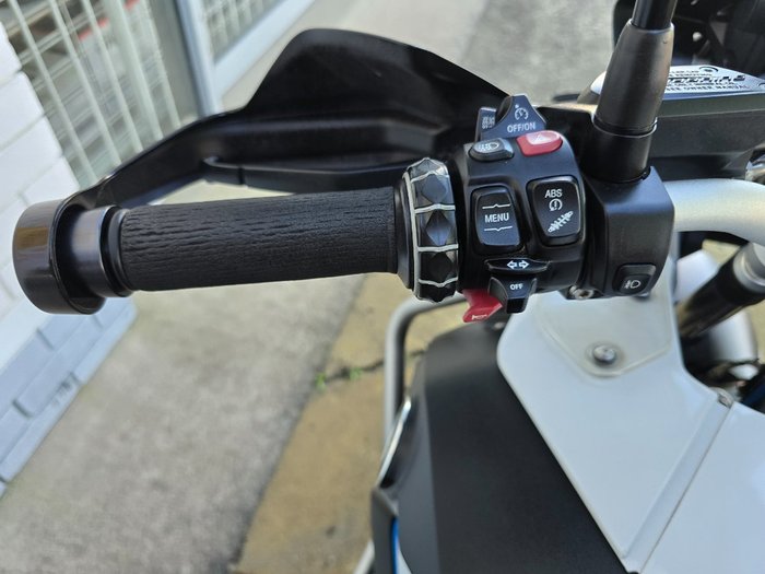 2018 BMW Motorrad R1200 GS ADVENTURE White