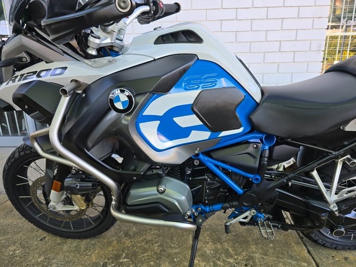 2018 BMW Motorrad R1200 GS ADVENTURE White