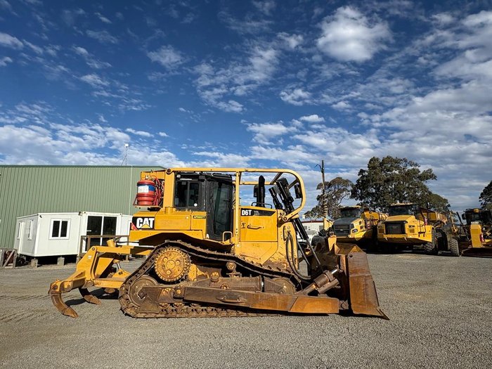 2014 Caterpillar D6t Xl Yellow