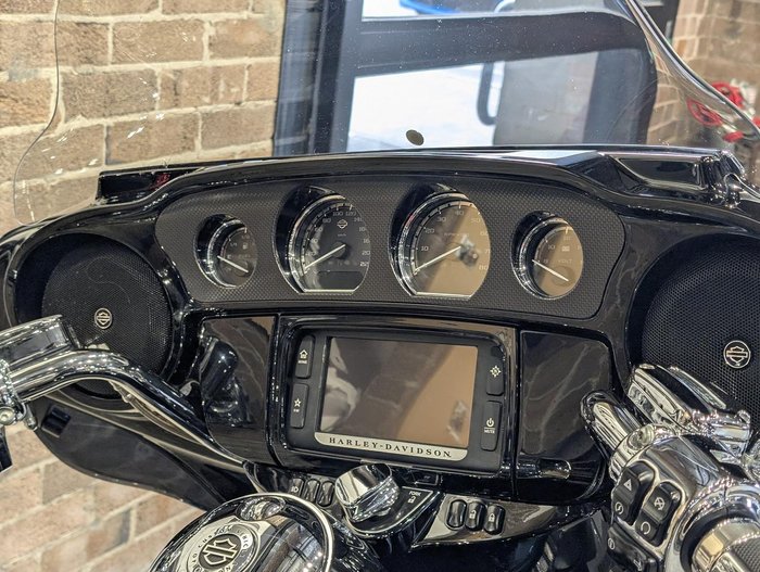 2014 Harley-Davidson CVO Limited 110 (FLHTKSE) CVO