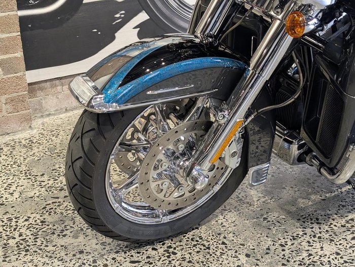 2014 Harley-Davidson CVO Limited 110 (FLHTKSE) CVO