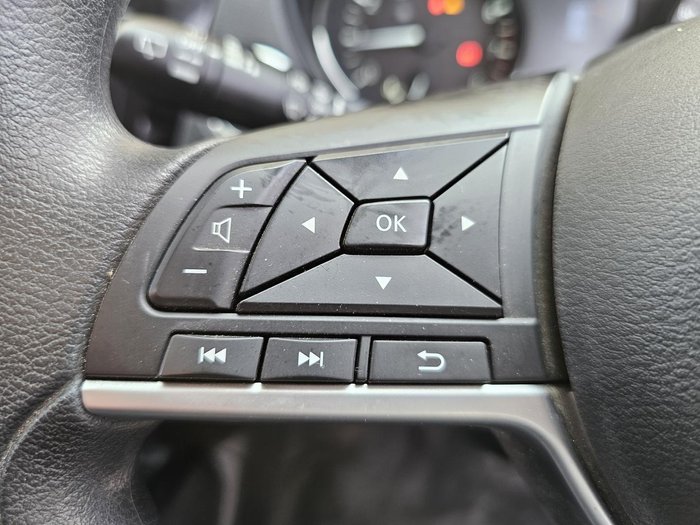 2019 Nissan X-TRAIL ST