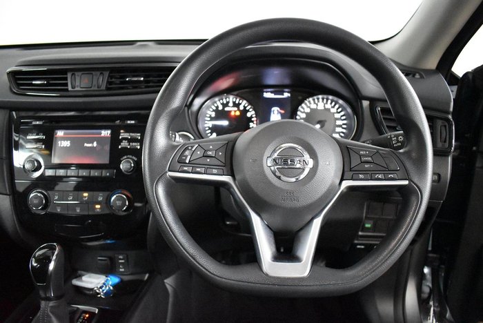 2017 Nissan X-TRAIL ST