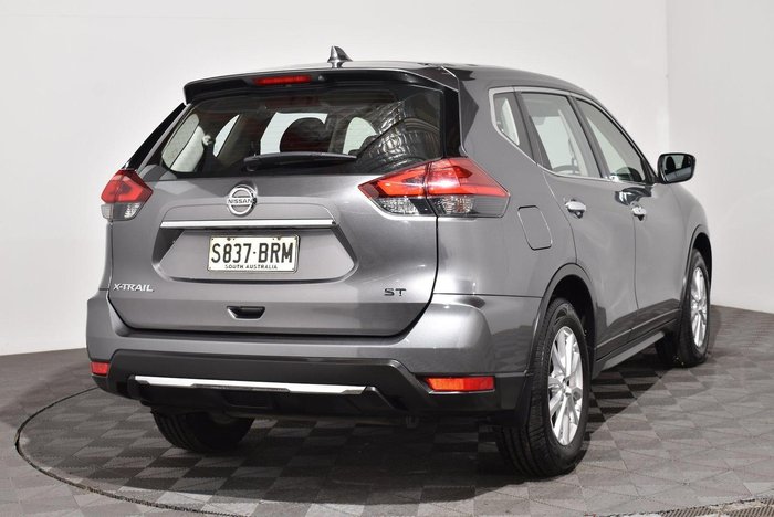 2017 Nissan X-TRAIL ST