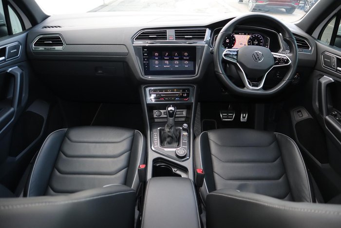 2021 Volkswagen Tiguan 162TSI R-Line