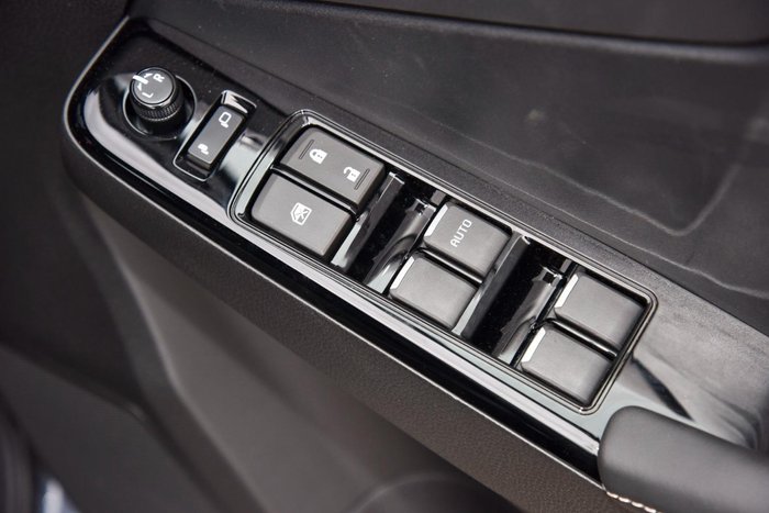 2025 Isuzu D-MAX BLADE