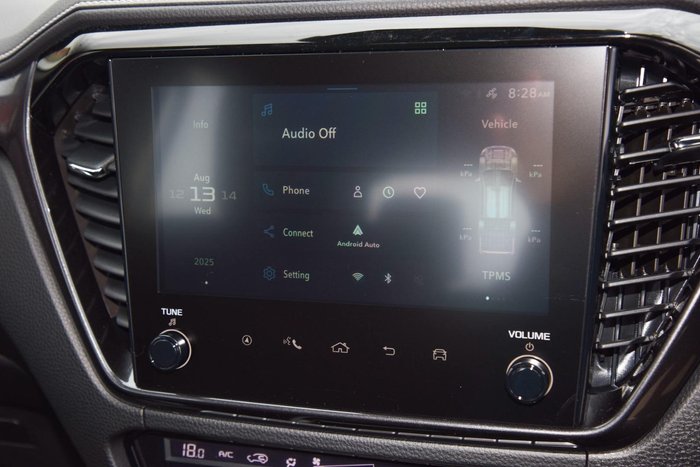 2025 Isuzu D-MAX BLADE