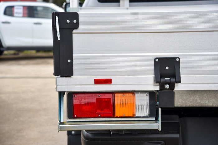 2025 Isuzu D-MAX LS-U