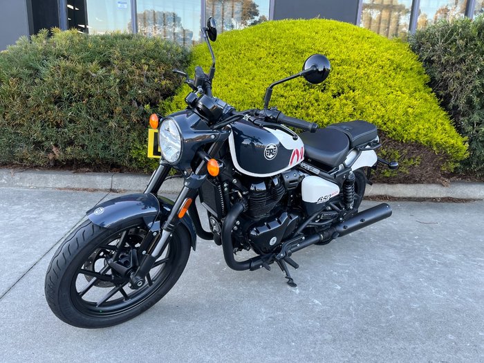 2024 Royal Enfield SHOTGUN 650