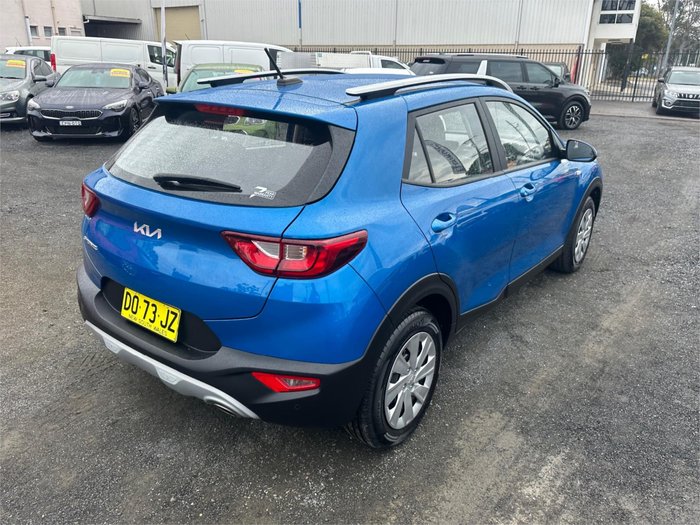 2022 KIA STONIC S