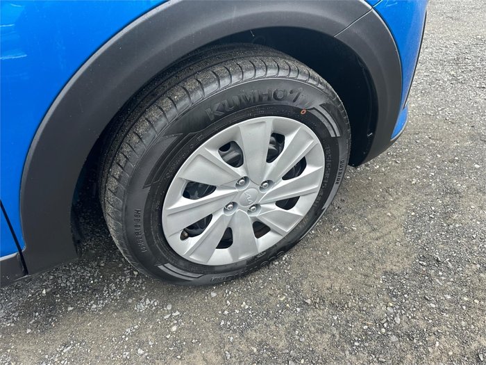 2022 KIA STONIC S