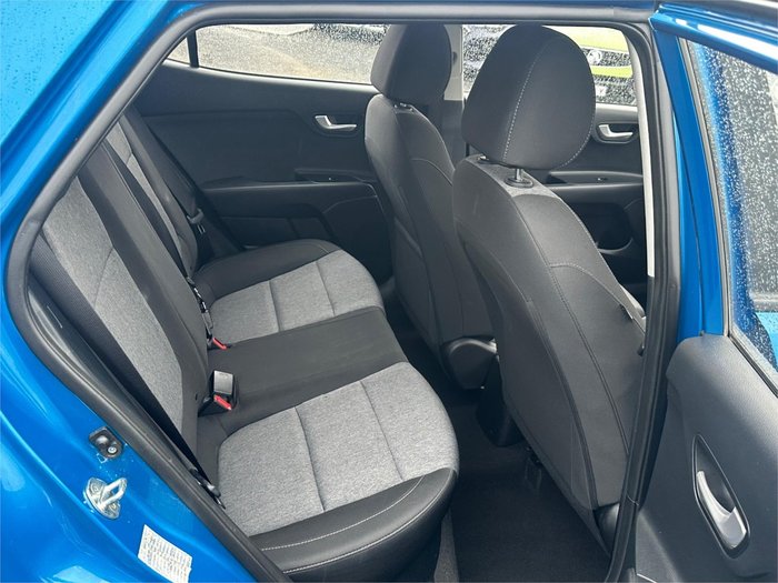 2022 KIA STONIC S