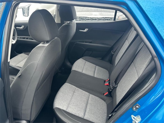 2022 KIA STONIC S
