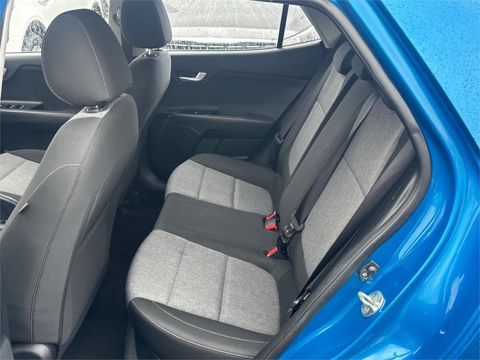 2022 KIA STONIC S