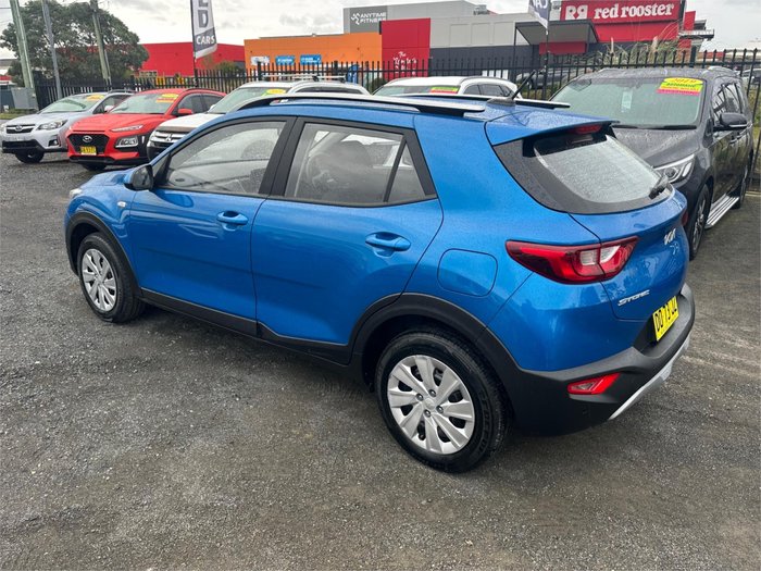 2022 KIA STONIC S