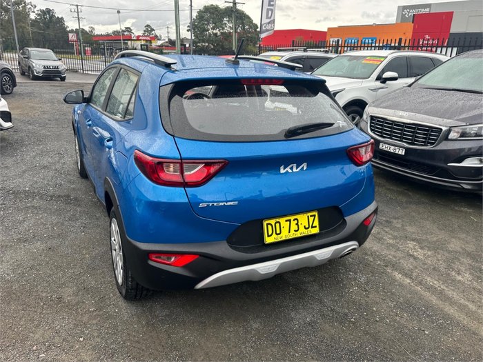 2022 KIA STONIC S