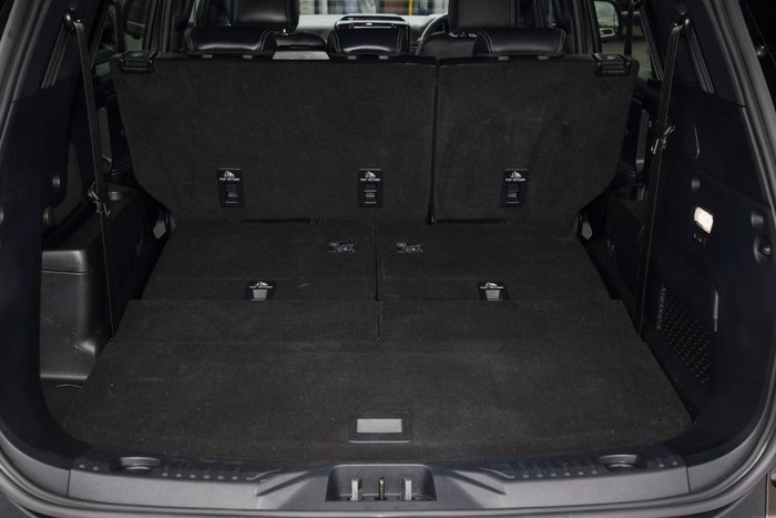 2024 Ford Everest Platinum