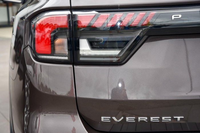 2024 Ford Everest Platinum