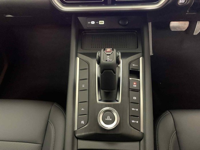 2025 GWM Cannon Vanta NPW 4X4 Pearl White