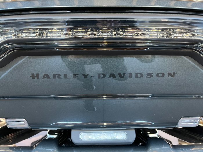 2025 Harley-davidson FLHTCUTG TRI GLIDE U/CLC 114 IRON HORSE METALLIC