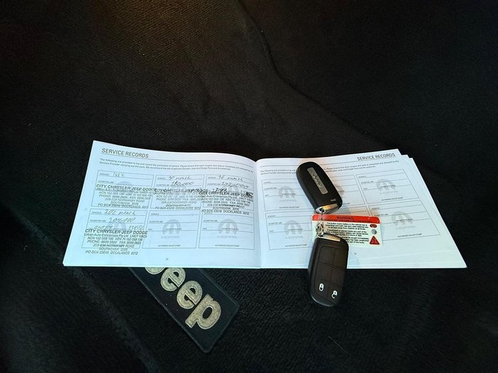 2014 Jeep Grand Cherokee Laredo WK MY15 4X4 Dual Range Billet Silver