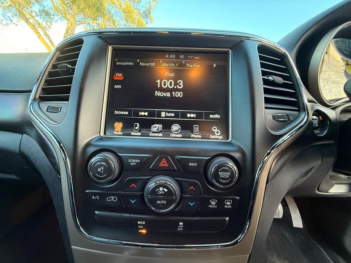 2014 Jeep Grand Cherokee Laredo WK MY15 4X4 Dual Range Billet Silver
