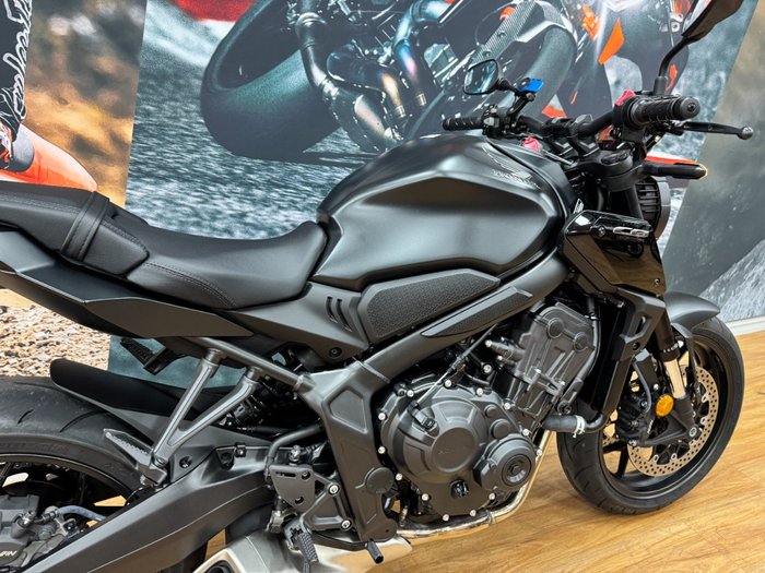 2023 Honda CB650R BLACK