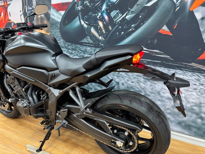 2023 Honda CB650R BLACK