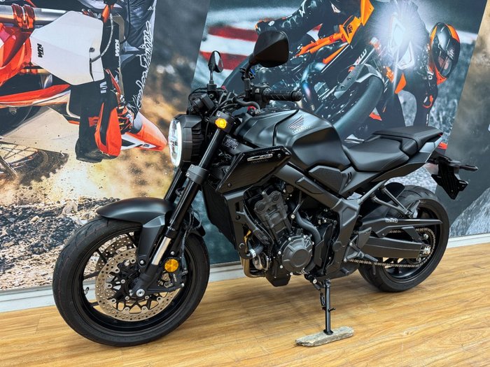 2023 Honda CB650R BLACK
