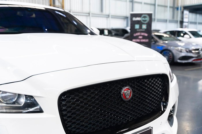 2016 Jaguar F-PACE 30d R-Sport