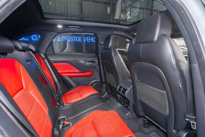 2016 Jaguar F-PACE 30d R-Sport