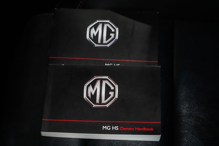 2021 MG HS Excite