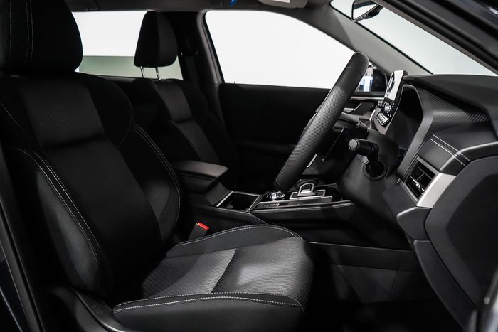 2024 Mitsubishi Outlander LS