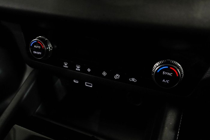 2024 Mitsubishi Outlander LS