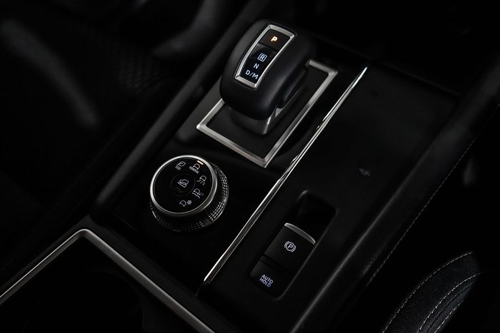 2024 Mitsubishi Outlander LS