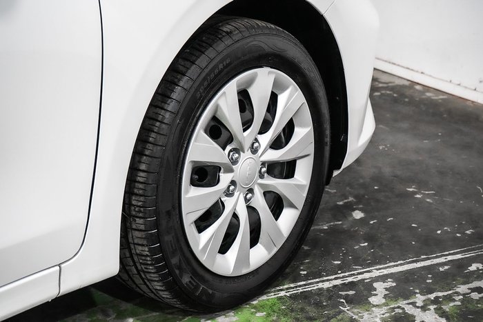 2024 Kia Cerato S