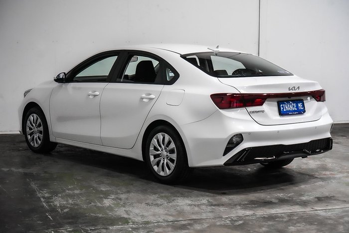 2024 Kia Cerato S