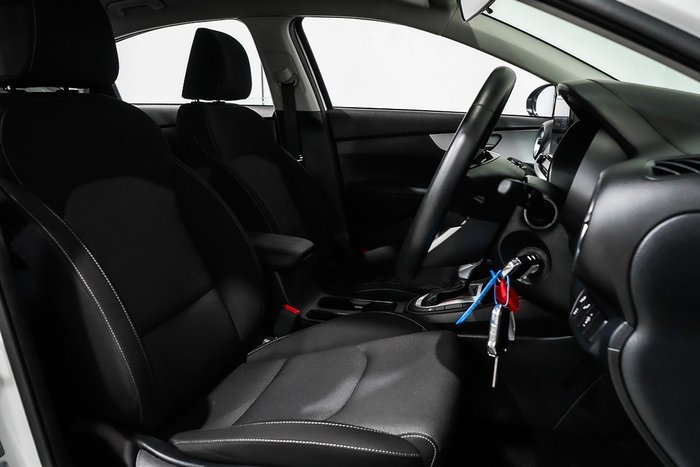 2024 Kia Cerato S
