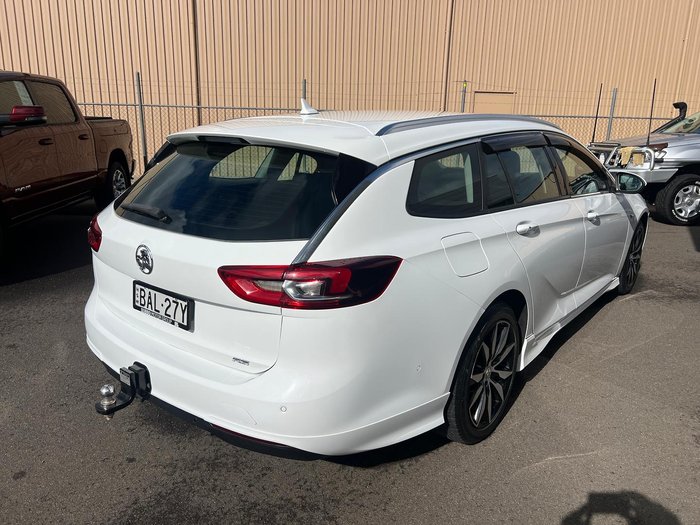 2018 Holden Commodore RS